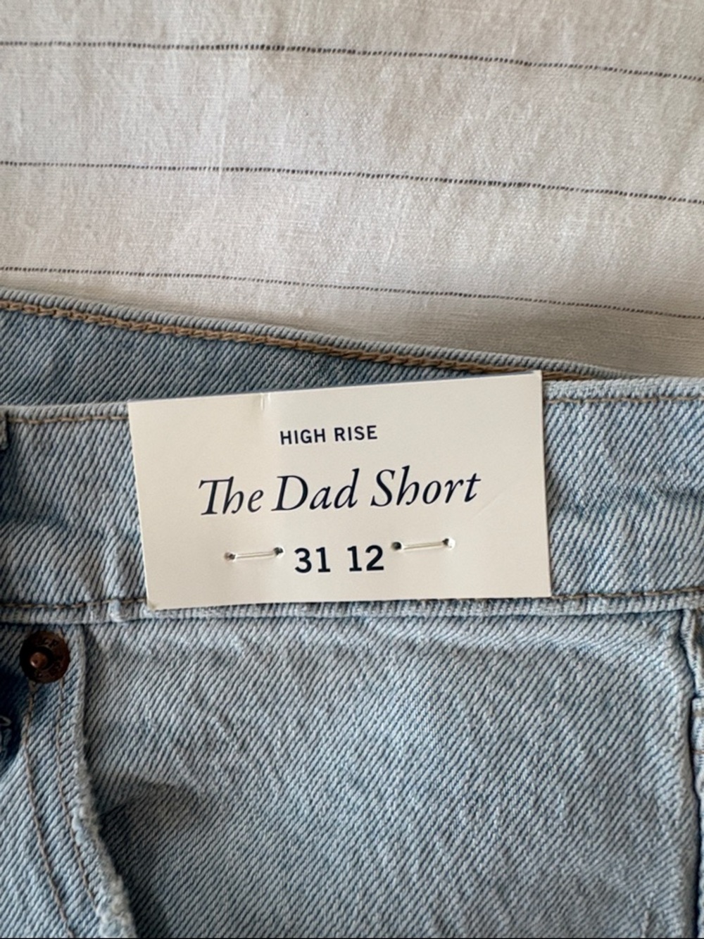 NWT Abercrombie High Rise Dad Short 31/12 - Picture 2 of 4